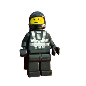 LEGO Minifigure SP001 Blacktron I Space w/ Airtank and Helmet no Visor Screen